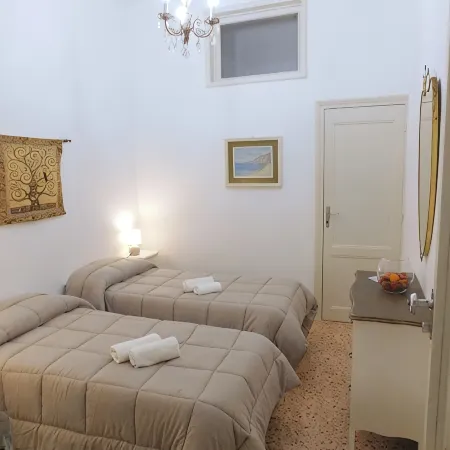 Large apartment for exclusive use on the sea