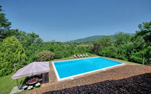 Charming spacious 1500s stone farmhouse with private pool