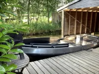Giethoorn Lodge, luxury thatched cottage. Electric sloop for rent - Apartments