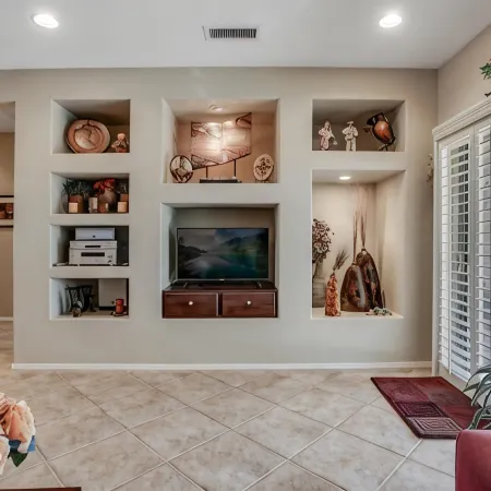 Surprise Home in Grand 3 Bdrm, 2 Bath in 55+ community, near Spring Training