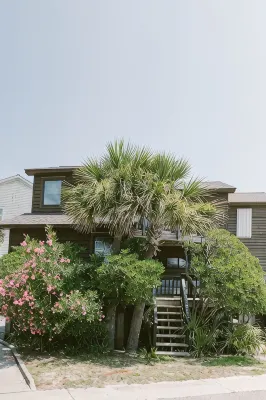 Newly remodeled condo on Wrightsville Beach steps away from the ocean!