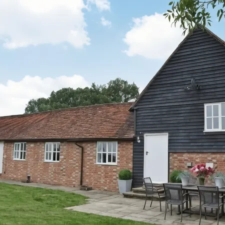 Priory Barn - ideal for large family groups. Sleeps 8/9 adults plus 3 children