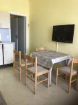 Cozy apartment on the ground floor with a small terrace - 2つ星