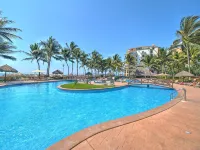 Beautiful Beach Front 3 Bdrm All with Ensuites Condo Playa Royale Nuevo Vallarta - Beach