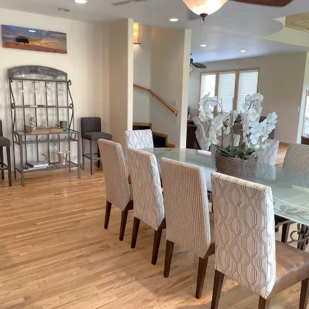 Ski to Lift/Walk-in 7 Bedrooms & 10 Baths, Hot Tub, Theater, Gym