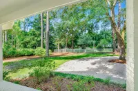NEW LISTING! Peaceful, Fairhope Cottage - Country Houses