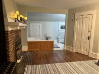 Beautiful old home with lots of character, a few blocks from downtown Prescott! Hotels in Pierce County