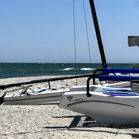 New updates. Walk to Beach Cottage 10 min. South Village Beach