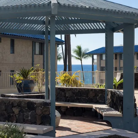 Sunset in Paradise Oceanfront 1Br/1BA Condo at Kona Reef Fast WiFi & Dual AC