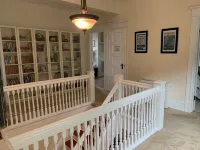 Charming  and spacious 2-story home with amazing views of the Columbia River. - キッチン