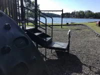 Enjoy lake life FREE kayak and canoes. Relax at this family friendly lake house. - 4-Star
