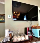The Sealy Suite - Private Pools