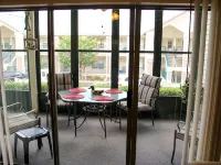 Emerald Bay Condo On-Site Marina Boating, Golf, WiFi, 2 pools, 4 Flatscreen TVs Hotels in Ridgedale