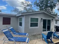 Modern Farmhouse Retreat – Heated Pool & Close to Beaches! - homestay