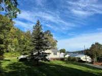 3-bedroom Candlewood Lakeside house