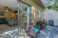 Newly Updated 2 Bed/1.5 Bath Townhome-3 Minute Walk to Beach-Best Deal Around!!