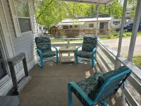 Park Model Located at Yogi Jellystone Park. Not Far from the Beach. - Homestays