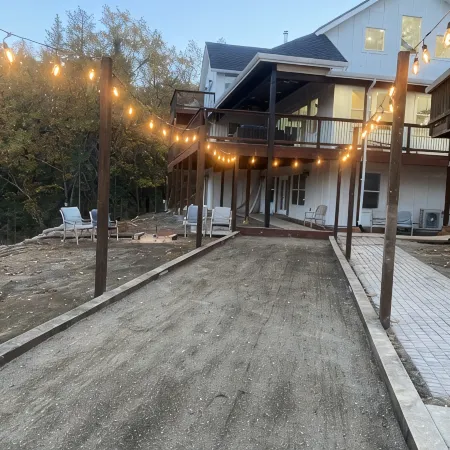 Ultimate Group Getaway: Swimming Pool, Game Room, Bocce & Mountain Views!