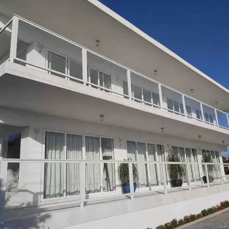 Bella Horizonte - Beachfront 4