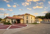 Baymont by Wyndham Nacogdoches Near University - Haustierfreundliche