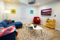 Spec-TACO-lar Guest House in Central Phoenix - บังกะโล