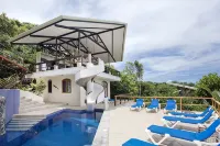 Large Ocean Views with Outdoor Living/Kitchen area, Huge pool w/Slide - Villas