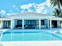 Blessing on the Bay - Brand New 4 bedroom Luxury Beachfront house -  Ferienhäuser