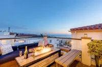 Luxury beach vacation - Ocean view bright and fun