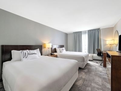 Home Inn and Suites Lloydminster