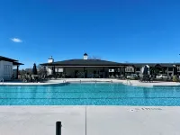 Hidden Retreat Luxury Townhome - 3 Bd/2.5Ba 1 Mi to I24, 5 Mi to Shopping & MTSU - Boutique