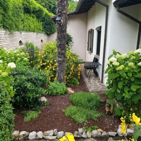 Casa Sira Modern retreat