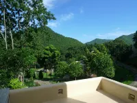 Hi-Scene Resort - con vista montagne