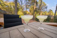 +Golf Cart +Jacuzzi + Ping Pong + 0.6 Miles to Historic Village and Pinehurst #2
