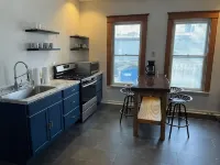 3 min to Starved Rock and 1 block from downtown. - Homestays