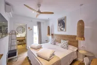 INNER Hostal Es Moli - 3-Star