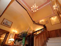 Hotel Castello Hotels near Teatro Malibran