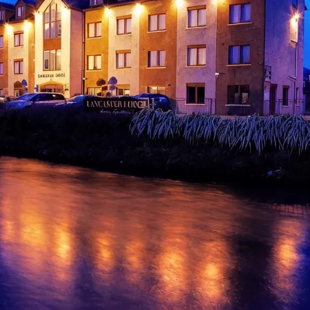 Lancaster Lodge