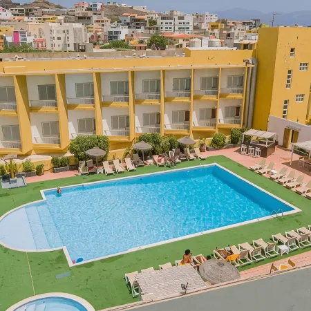 Oasis Porto Grande