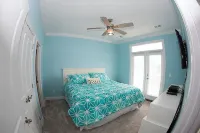 10% Off!!!  August Weeks Still Available!!  Huge Pool! Elevator! Large Groups! - 2-Star