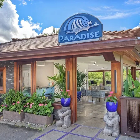 Paradise Bay Resort