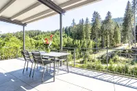 Stuub Langenbach - balcony