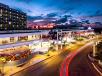 Sonesta Maho Beach All Inclusive Resort Casino & Spa Hotels in Lowlands