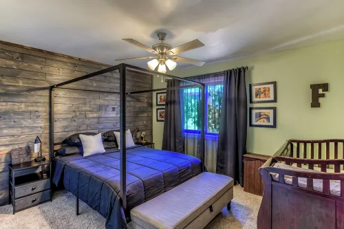 Pet-friendly 1-bedroom condo in NW Tucson with Fireplace & Covered Patio - Homestays