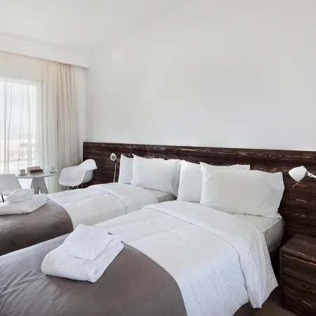 Amphora Hotel & Suites