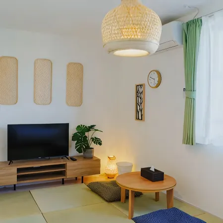 QH_YINGKAHOTEL IKUSHION AOTO Отели рядом с достопримечательностью «Железнодорожный вокзал Коива»