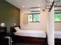 Trailer Hotel