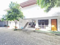 Niti Stay Syariah near Stasiun Wates RedPartner - Wifi
