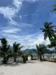Subic Grand Seas Resort - Strand