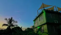 Casa Verde - 180° Ocean Views Rooftop Deck - King Beds