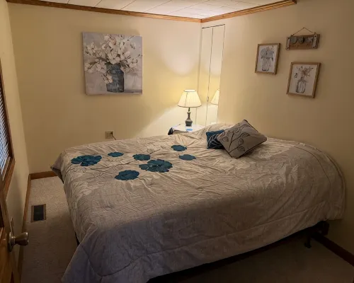Cozy Lake House: Ark Encounter, Kincaid Lake, KY- Fishing, Scenic Get-Away Hotels in Pendleton County